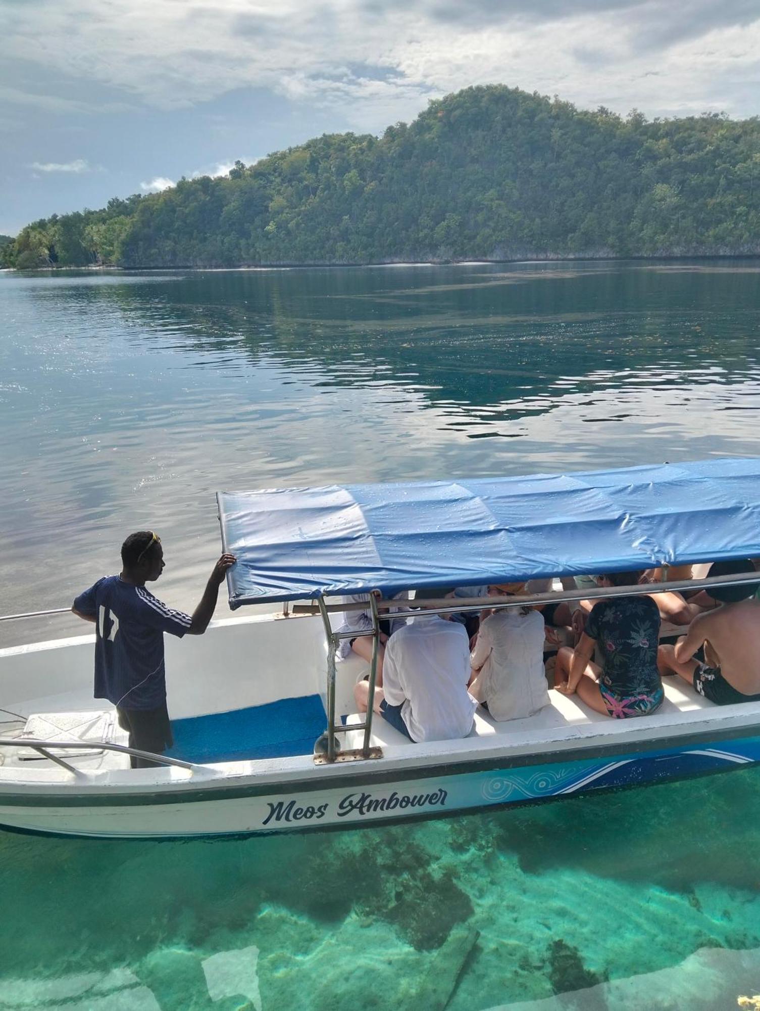 Meos Ambower Homestay Raja Ampat Fam ภายนอก รูปภาพ