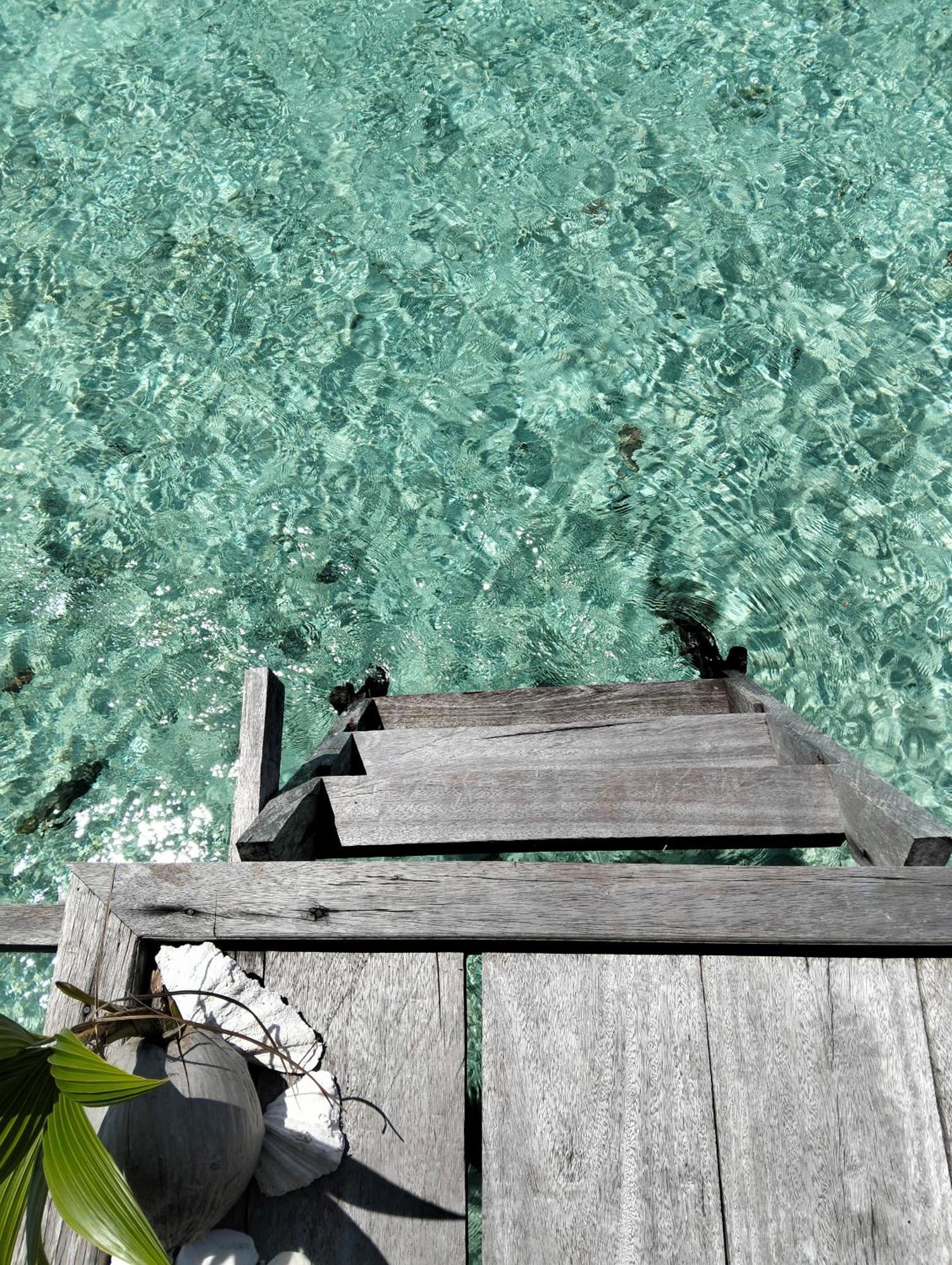 Meos Ambower Homestay Raja Ampat Fam ภายนอก รูปภาพ